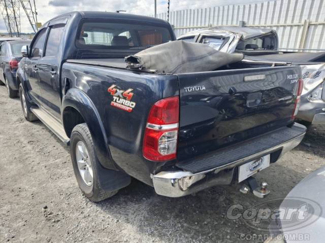 2015 TOYOTA HILUX CD 