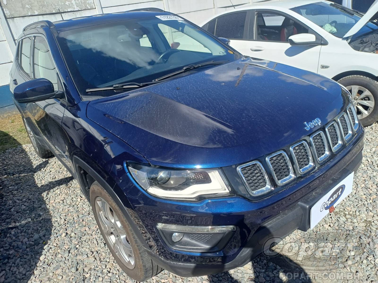 Jeep Compass 2021 em leilão
