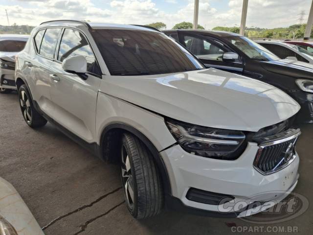 2018 VOLVO XC40 
