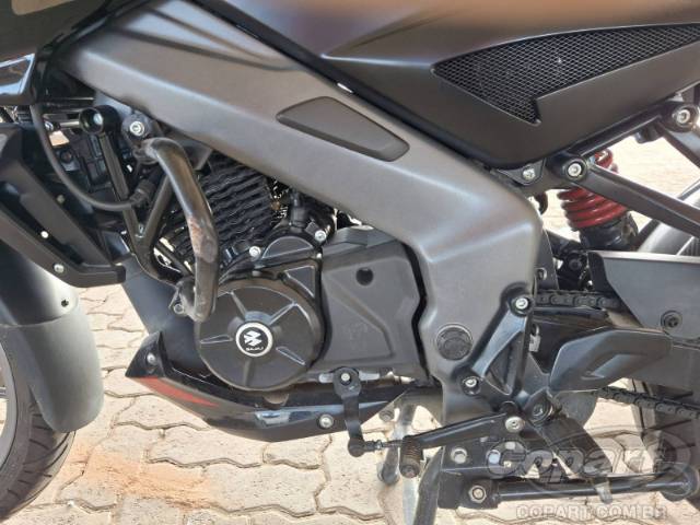 2026 BAJAJ DOMINAR 