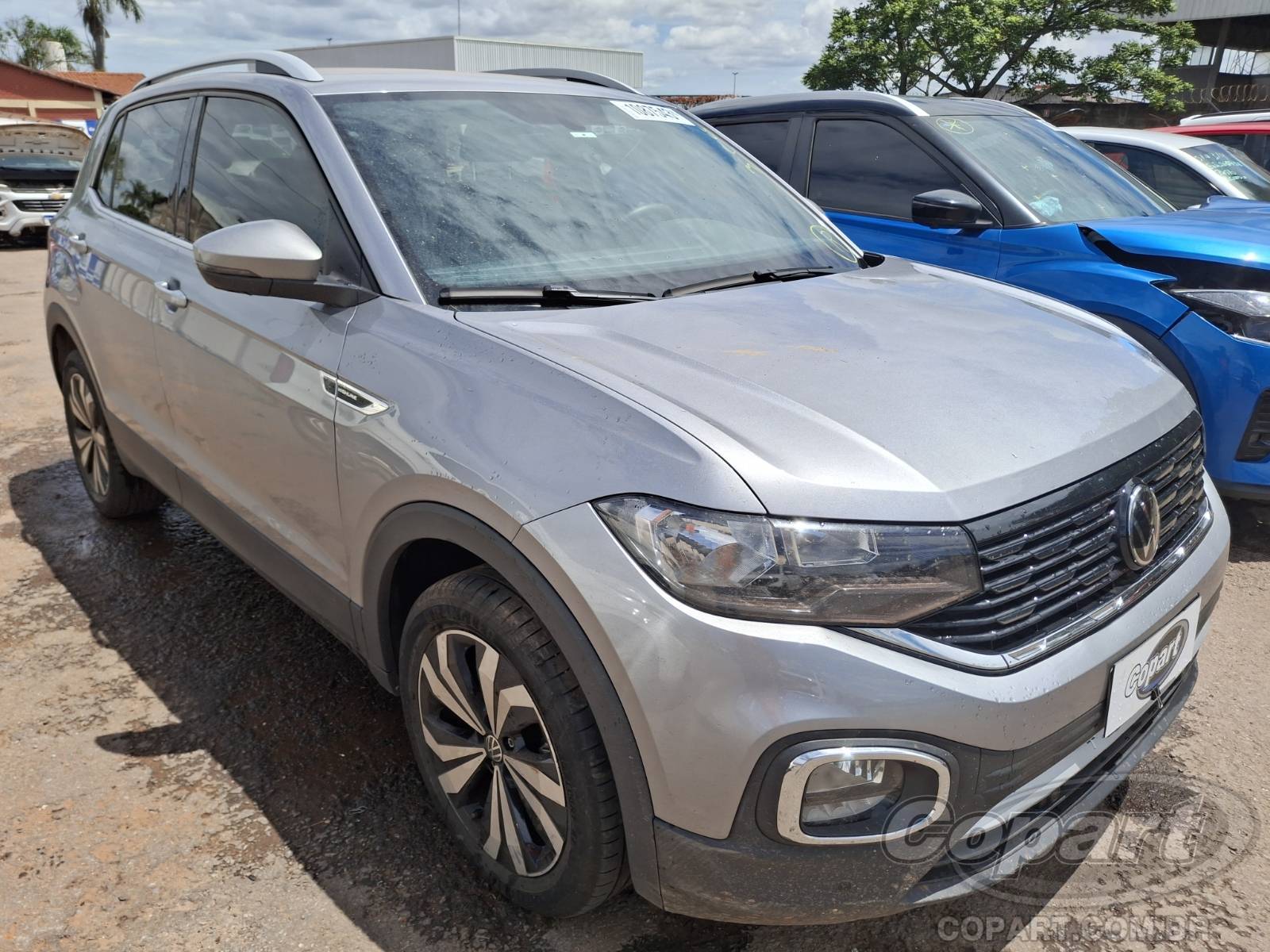 VOLKSWAGEN T-CROSS 2024