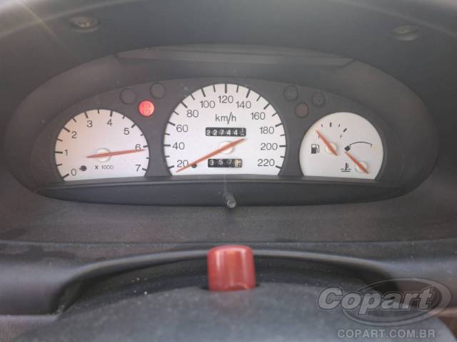 2003 FORD FIESTA SEDAN 