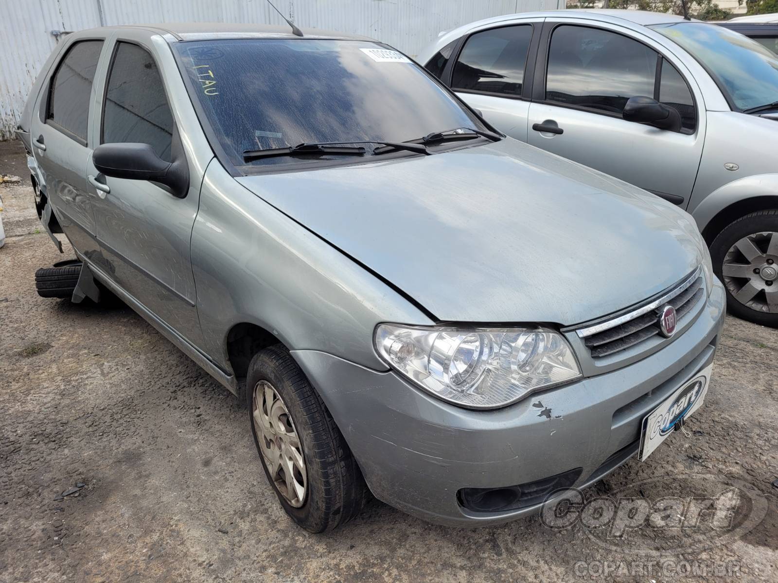 Veículo Fiat Palio 2015 FIAT PALIO Palio Fire 1.0 Fire 2015 em leilão