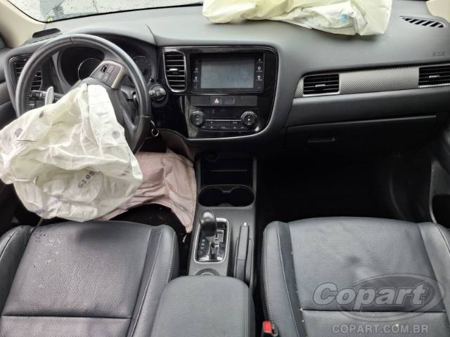 2014 MITSUBISHI OUTLANDER 