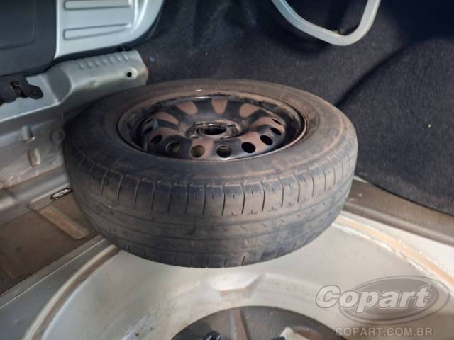 2013 VOLKSWAGEN VOYAGE 