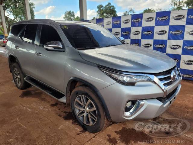 2016 TOYOTA HILUX SW4 