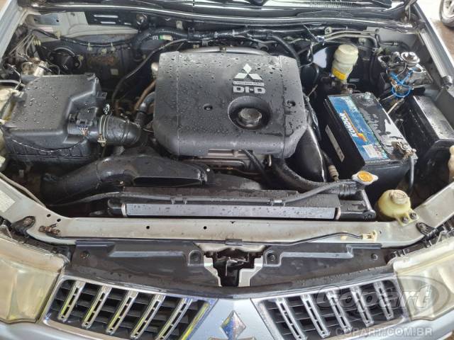 2011 MITSUBISHI PAJERO DAKAR 
