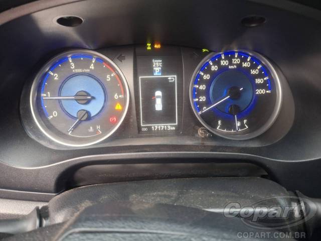 2017 TOYOTA HILUX CD 