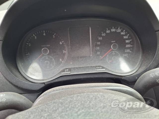 2013 VOLKSWAGEN FOX 