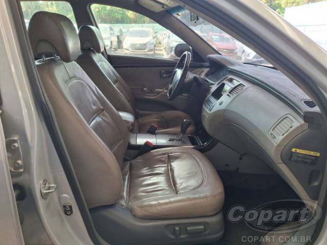 2011 HYUNDAI AZERA 
