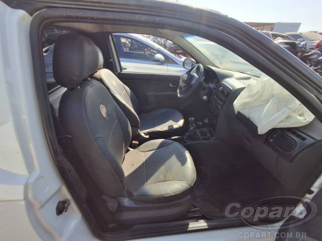 2015 FIAT STRADA 