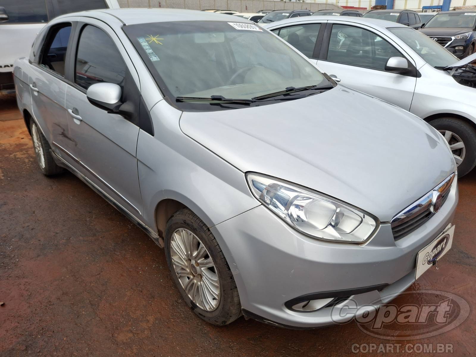 Veículo Fiat Grand Siena FIAT GRAND SIENA ESSENCE 1.6 16V E.TORQ 2014 2015 em leilão