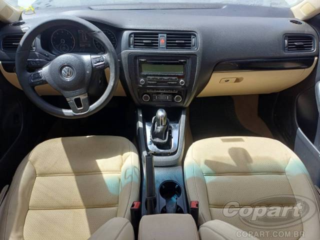 2011 VOLKSWAGEN JETTA 