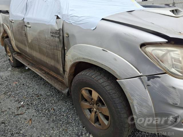 2010 TOYOTA HILUX CD 
