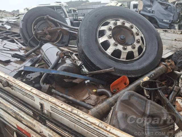 2011 MERCEDES BENZ L-1620 