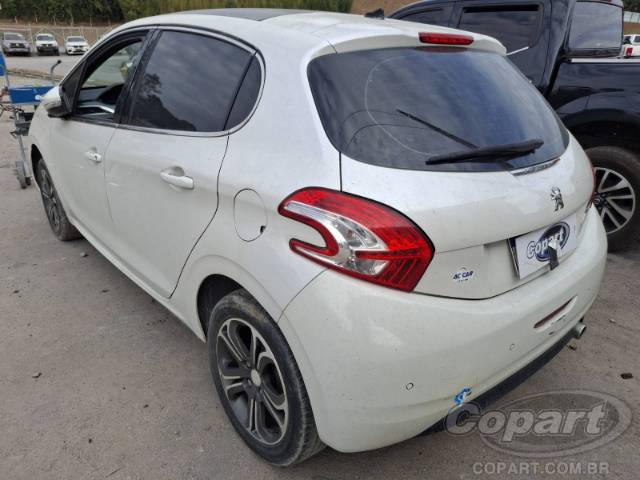 2015 PEUGEOT 208 