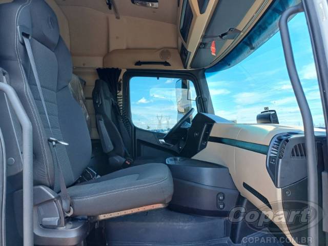 2025 MERCEDES-BENZ Actros 