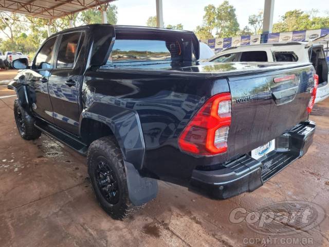2024 TOYOTA HILUX CD 