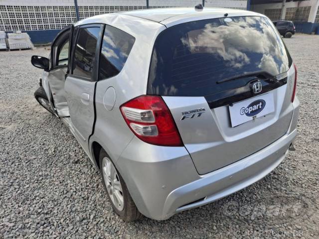 2013 HONDA FIT 
