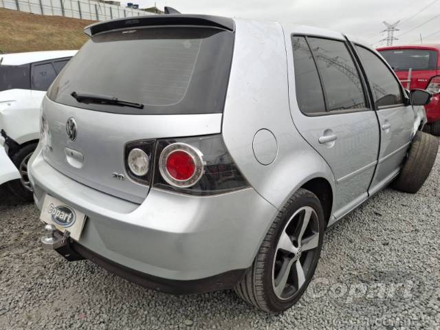 2013 VOLKSWAGEN GOLF 