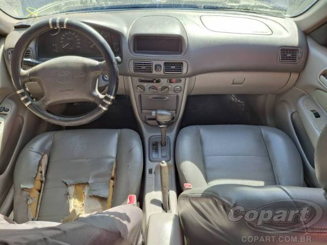 2000 TOYOTA COROLLA 