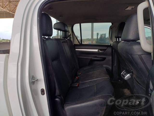 2016 TOYOTA HILUX CD 