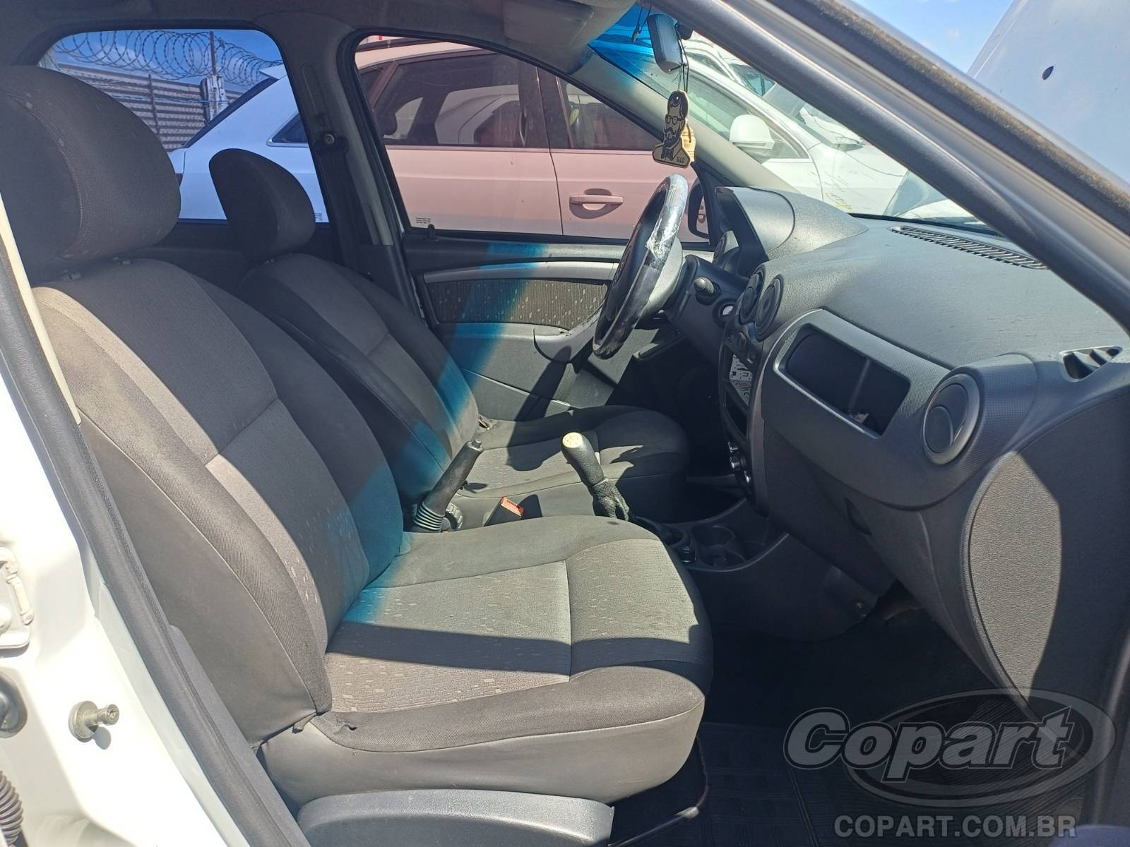 Foto 5: 2012 RENAULT LOGAN
