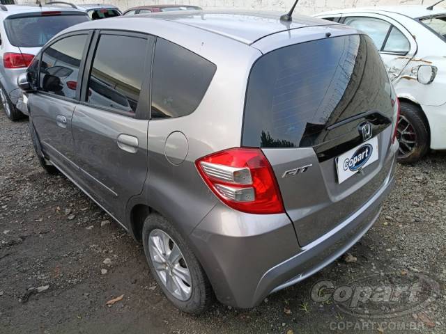 2014 HONDA FIT 