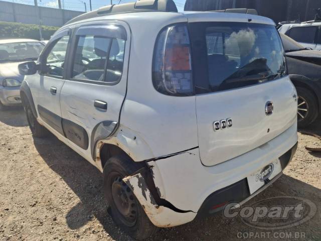 2017 FIAT UNO 
