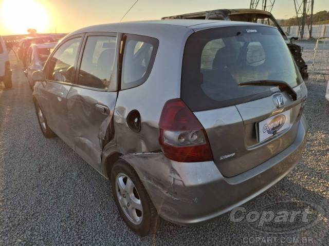2005 HONDA FIT 
