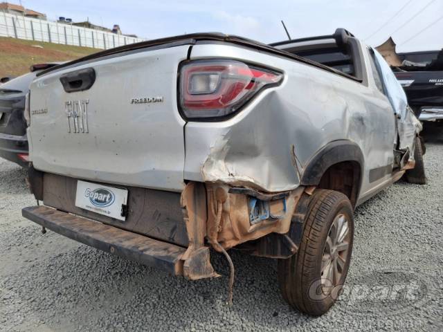 2022 FIAT STRADA 