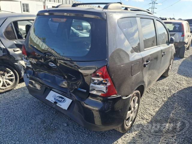 2010 NISSAN LIVINA 
