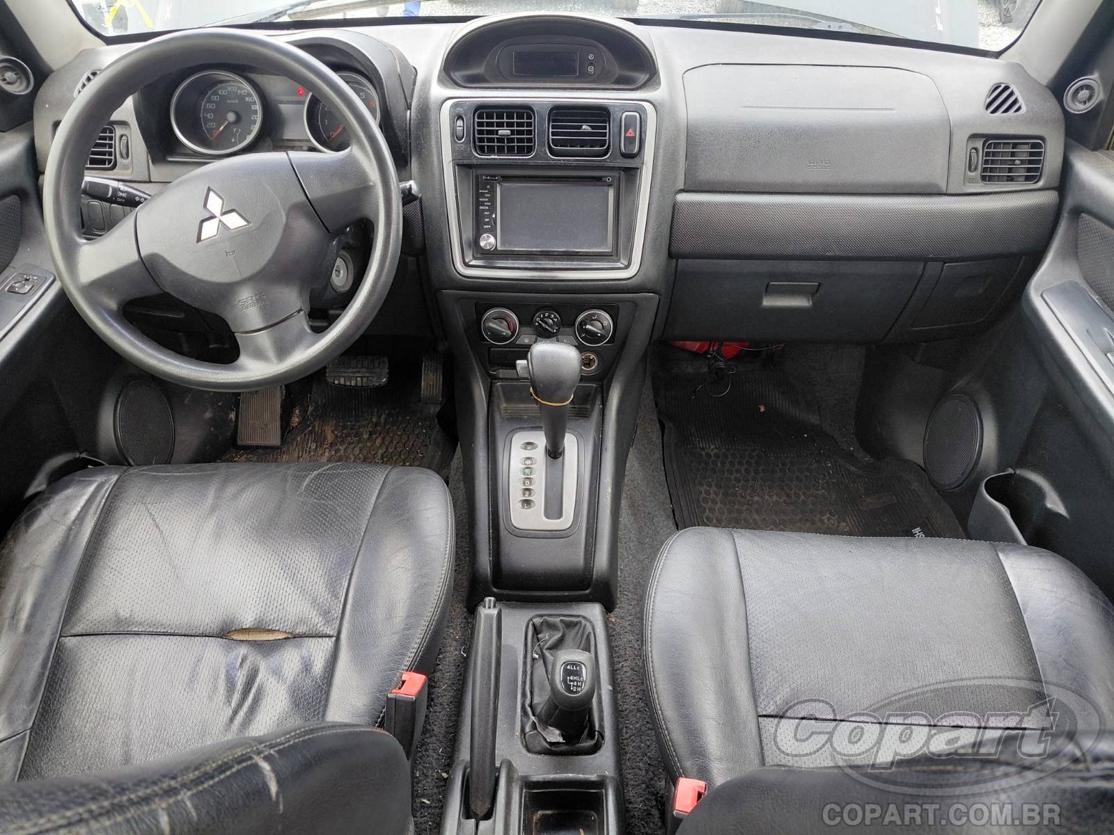 Foto 9 de 14: 2010 MITSUBISHI PAJERO TR4