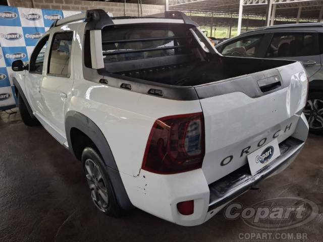2019 RENAULT DUSTER OROCH 