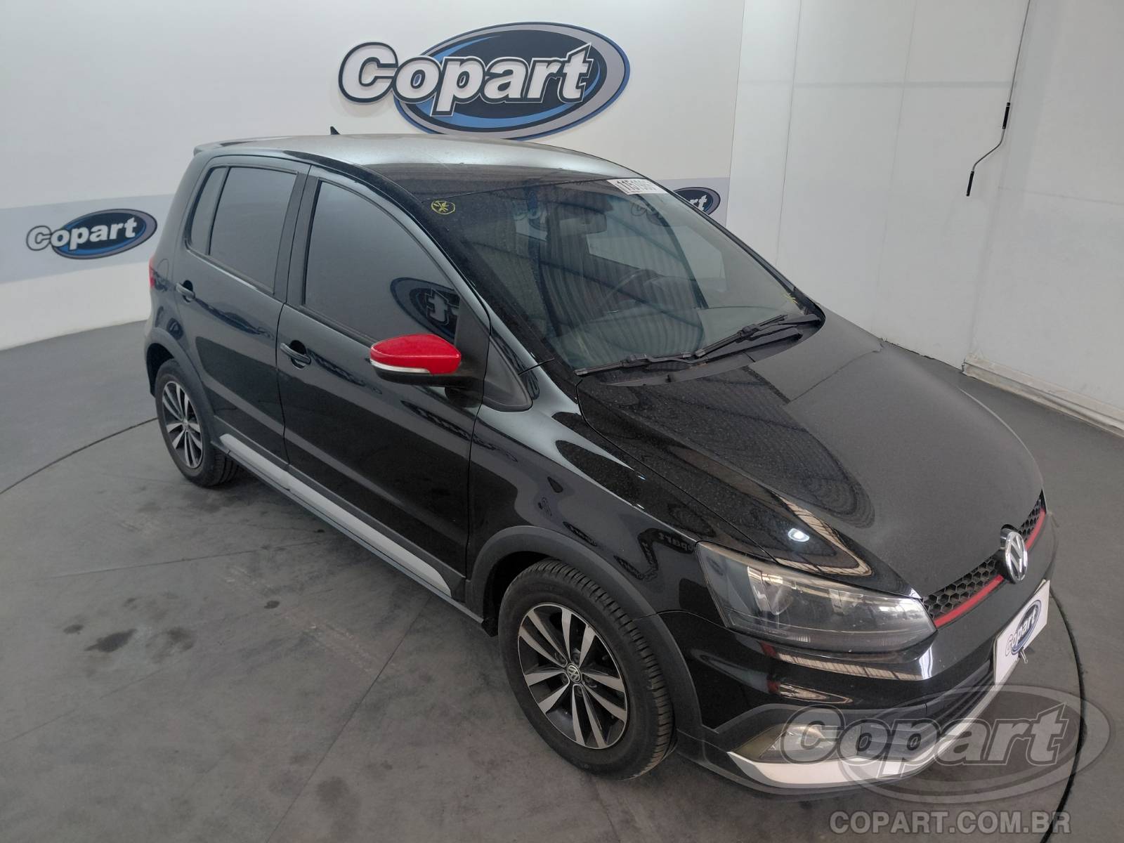 2016 VOLKSWAGEN FOX
