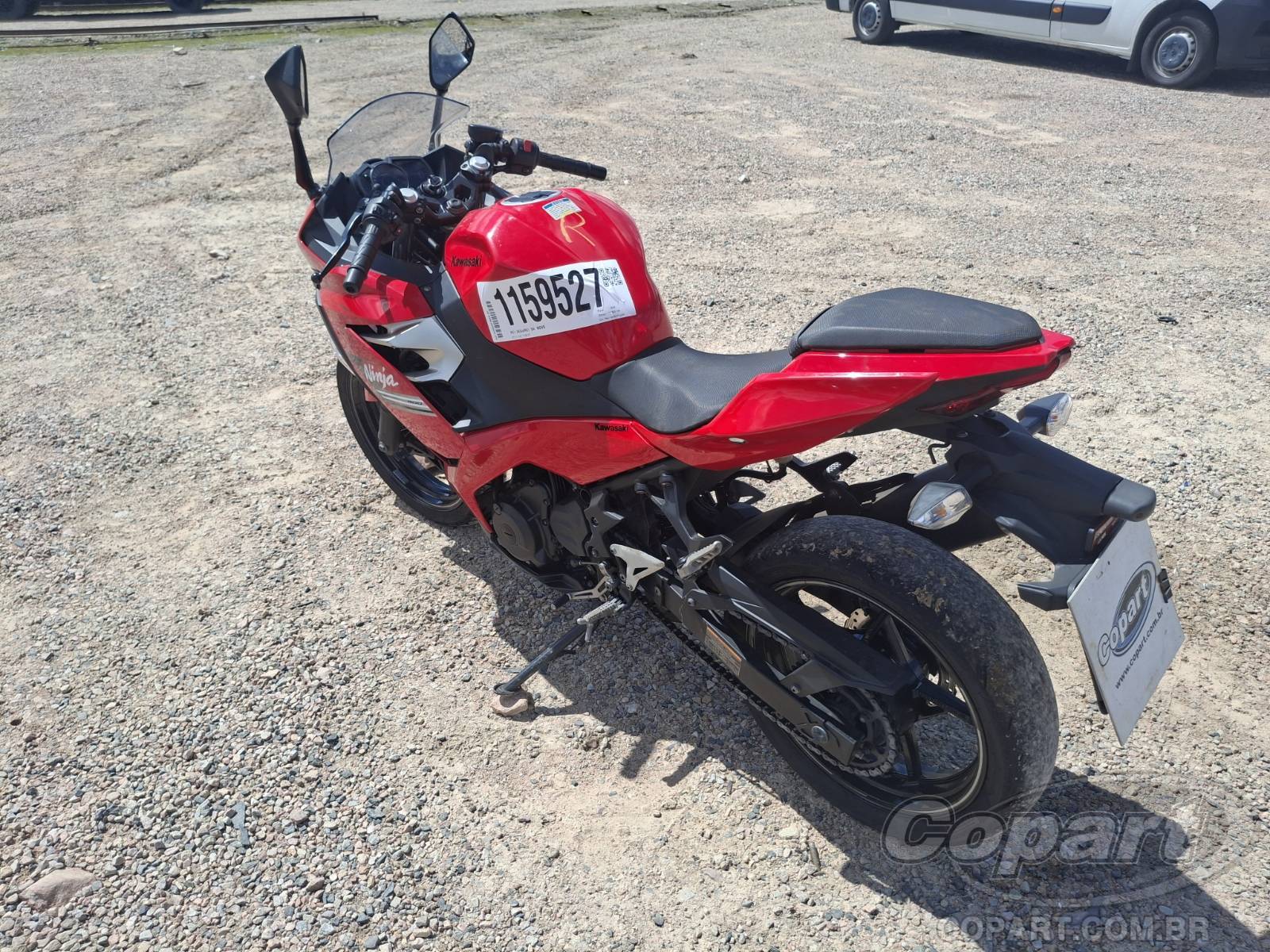 2023 KAWASAKI NINJA 400 — foto 3 de 10