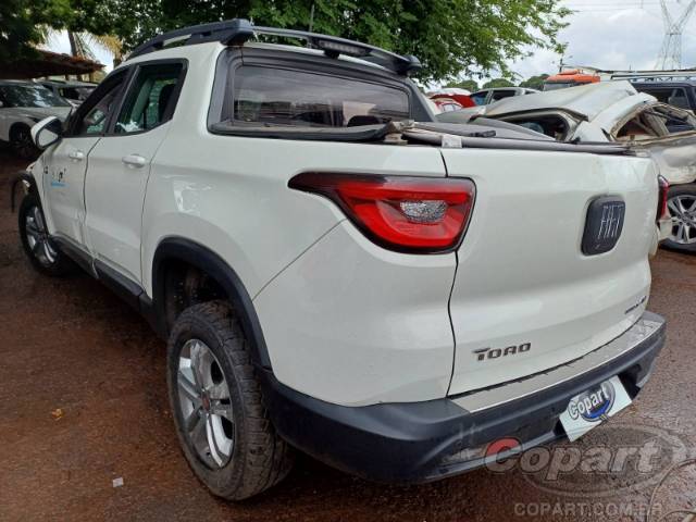2021 FIAT TORO 