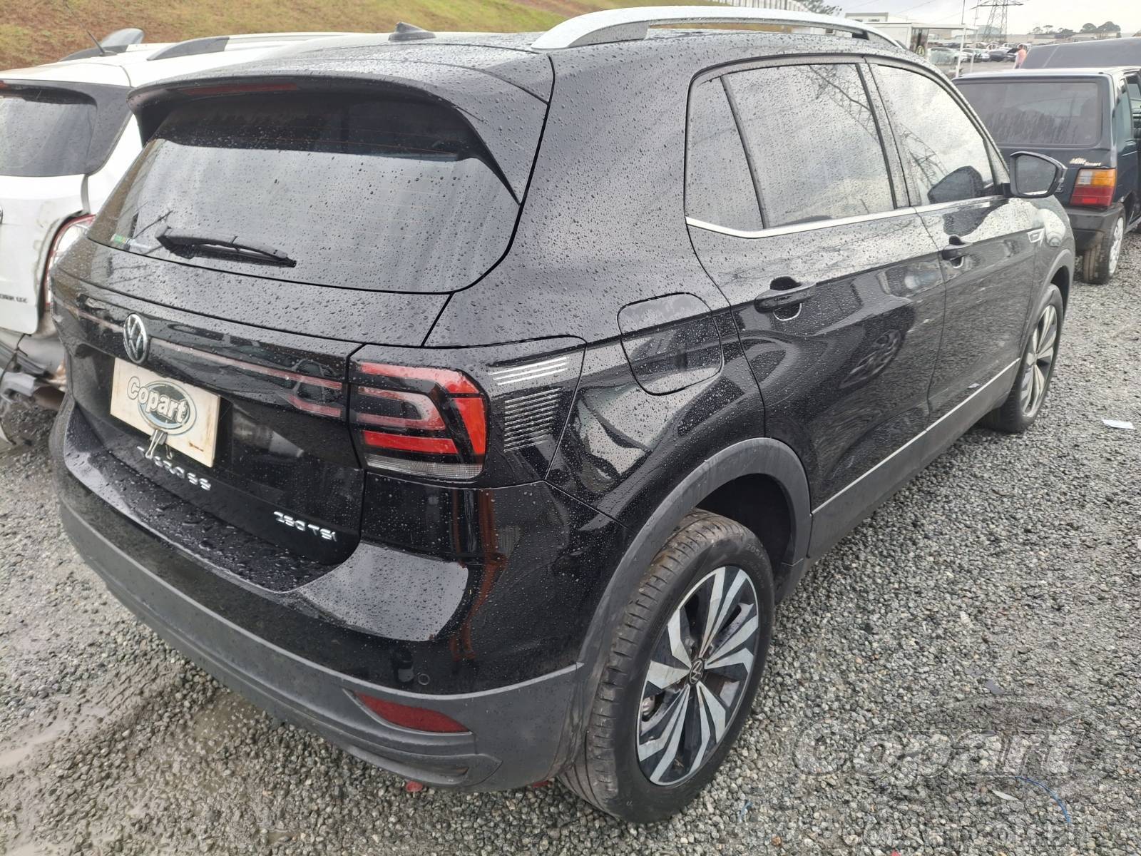 2024 VOLKSWAGEN T-CROSS — foto 4 de 13