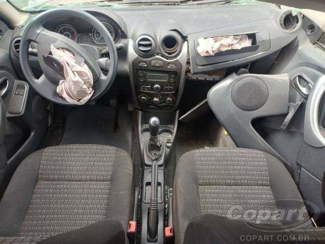 2014 RENAULT SANDERO 