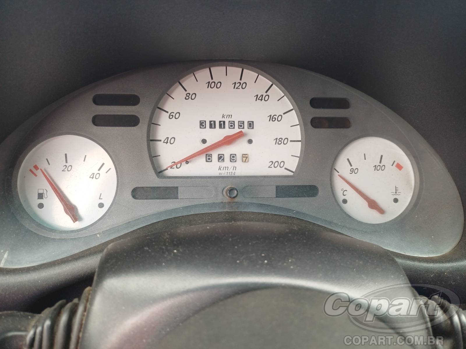 Foto 8 de 11: 2001 CHEVROLET CORSA SEDAN
