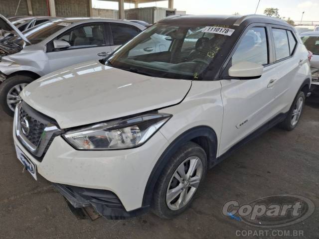 2019 NISSAN KICKS 