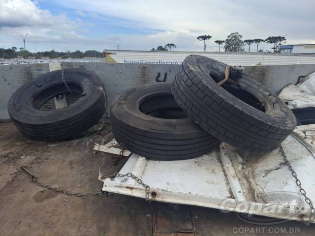 2025 GUERRA SEMI-REBOQUE 