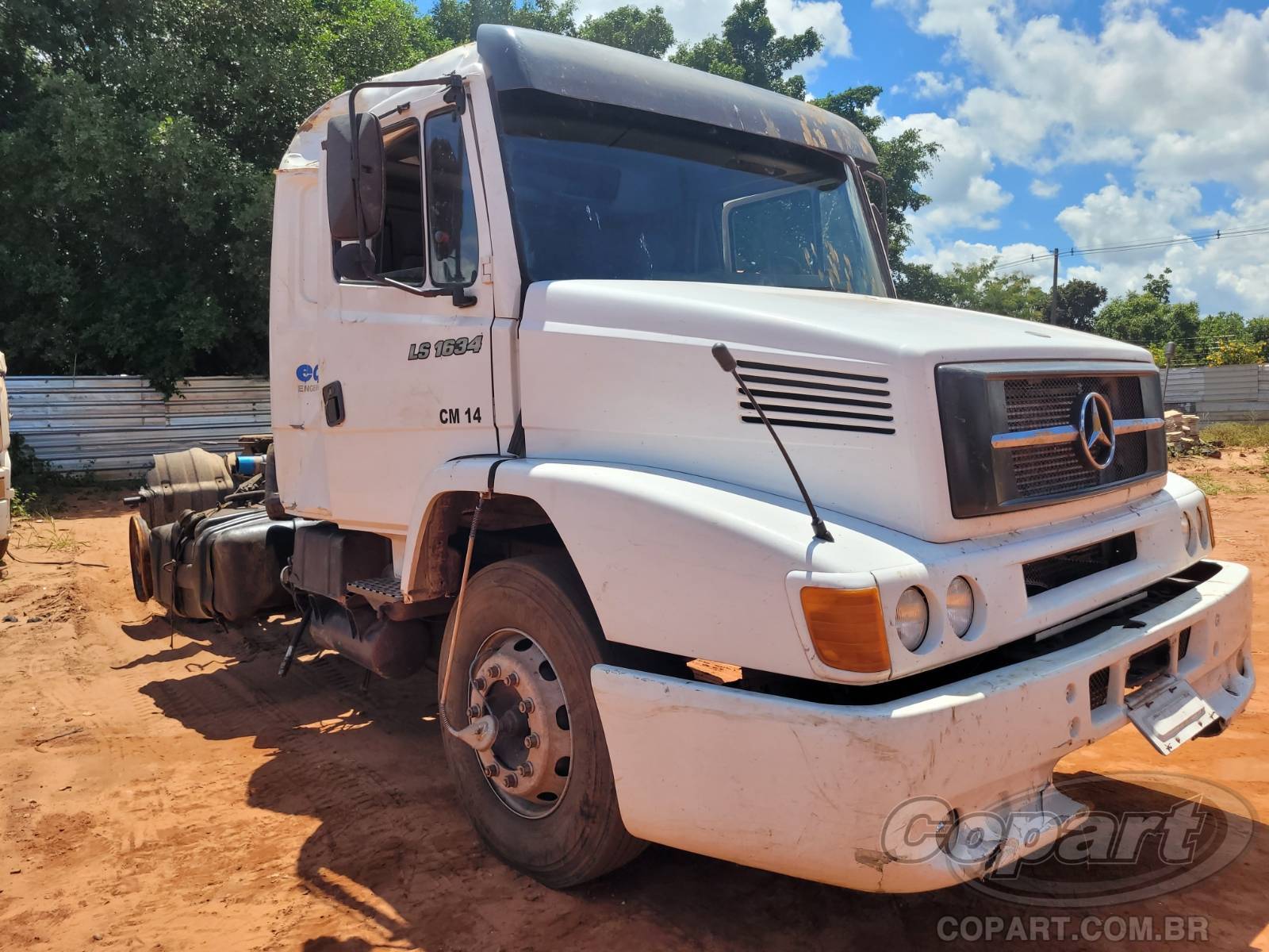 2010 MERCEDES BENZ LS-1634 Caminhão Conservado
