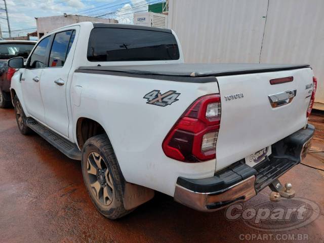 2019 TOYOTA HILUX CD 