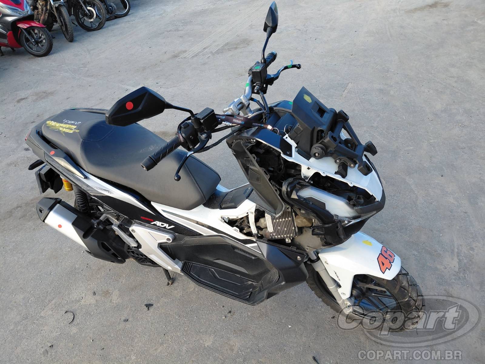Honda ADV 2021 em leilão