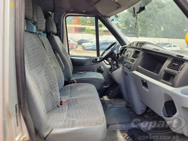 2011 FORD TRANSIT BUS 