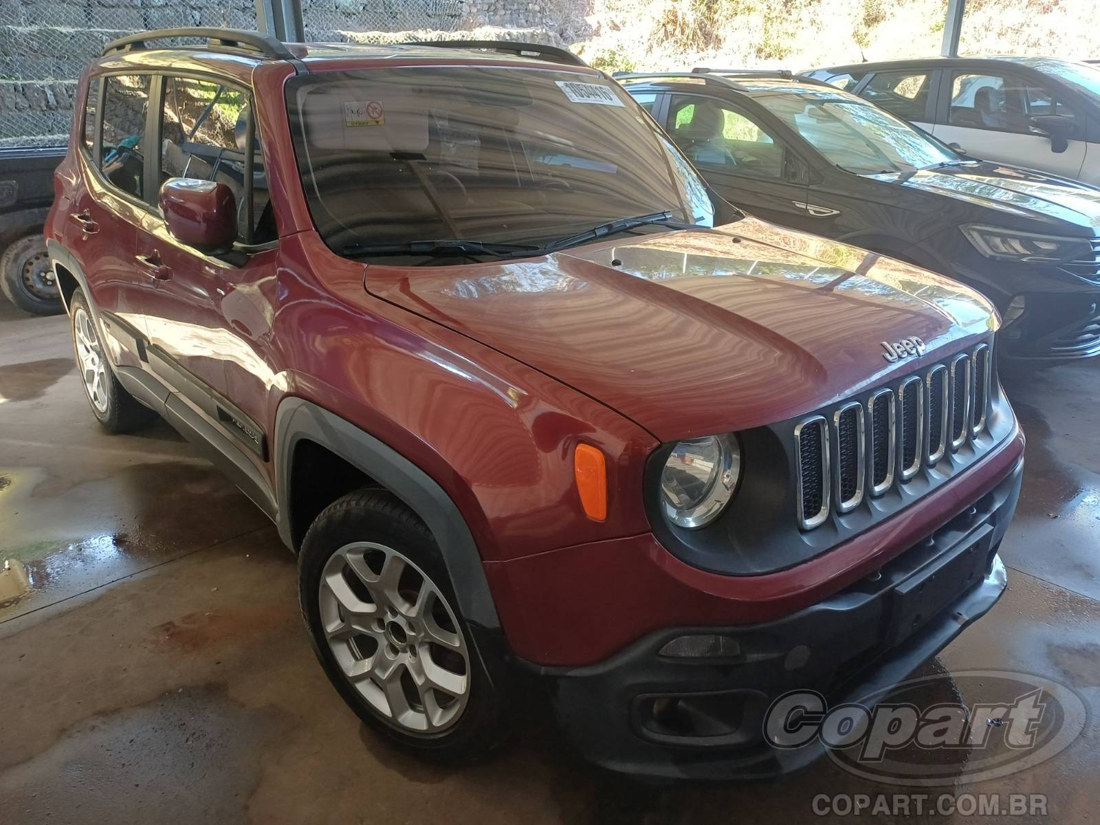 Veículo Fiat Renegade Jeep Renegade Longitude 1.8 16V E.torQ 2016 2016 em leilão