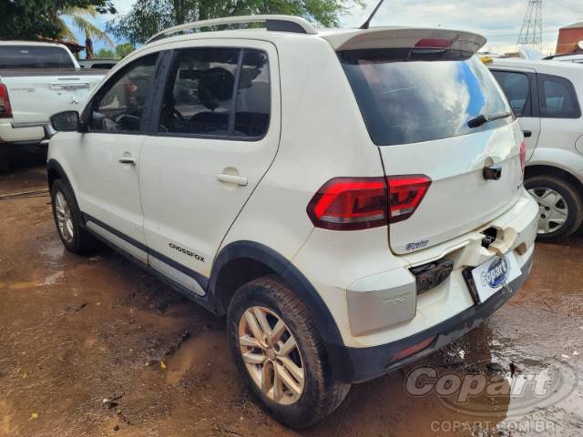 2016 VOLKSWAGEN FOX 