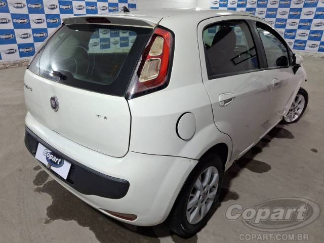 2014 FIAT PUNTO 