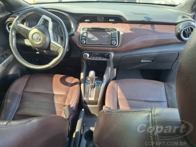2017 NISSAN KICKS 
